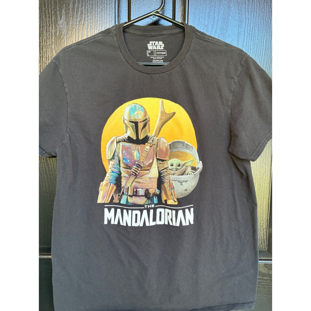 Star Wars The Mandalorian Fifth Sun Mens Large Black Graphic T-Shirt‎ Grogu Tee